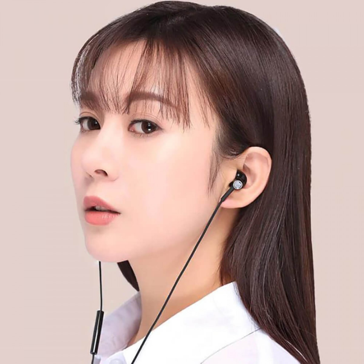 Xiaomi Mi Noise Cancelling Earphones Type C s'adaptent parfaitement sur les Oreilles