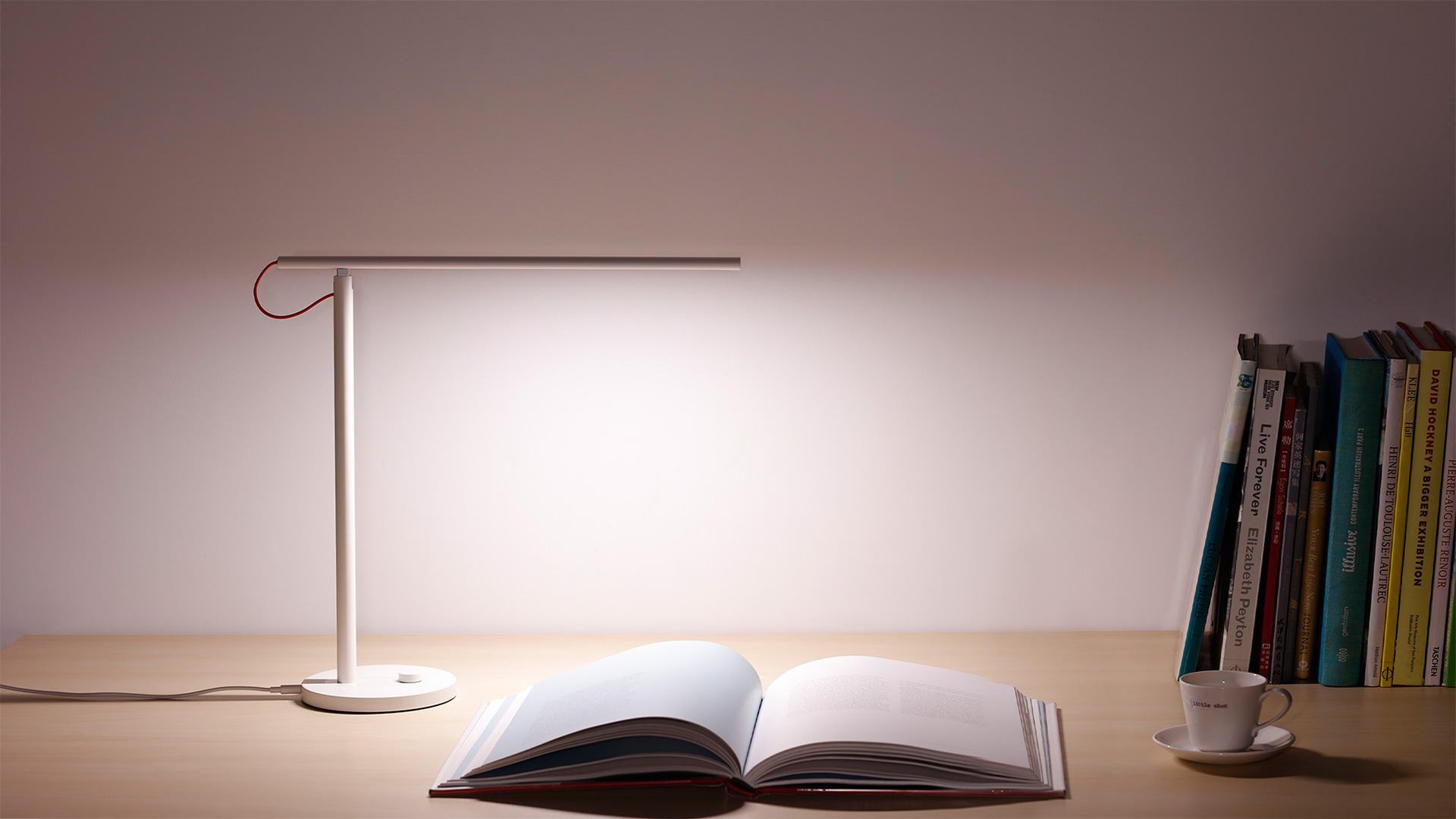 Lampe de bureau intelligente Xiaomi Mi LED Desk Lamp Mode differente Mode Lampe de bureau intelligente Xiaomi Mi LED Desk Lamp Mode differente Mode | Mi Mada Store