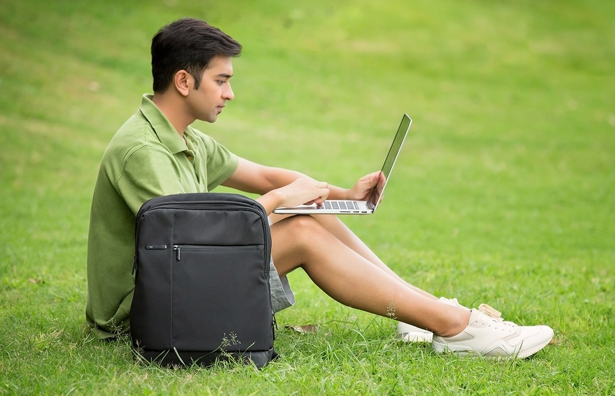 Mi Business Backpack peut contenir Mi Business Backpack peut contenir | Mi Mada Store